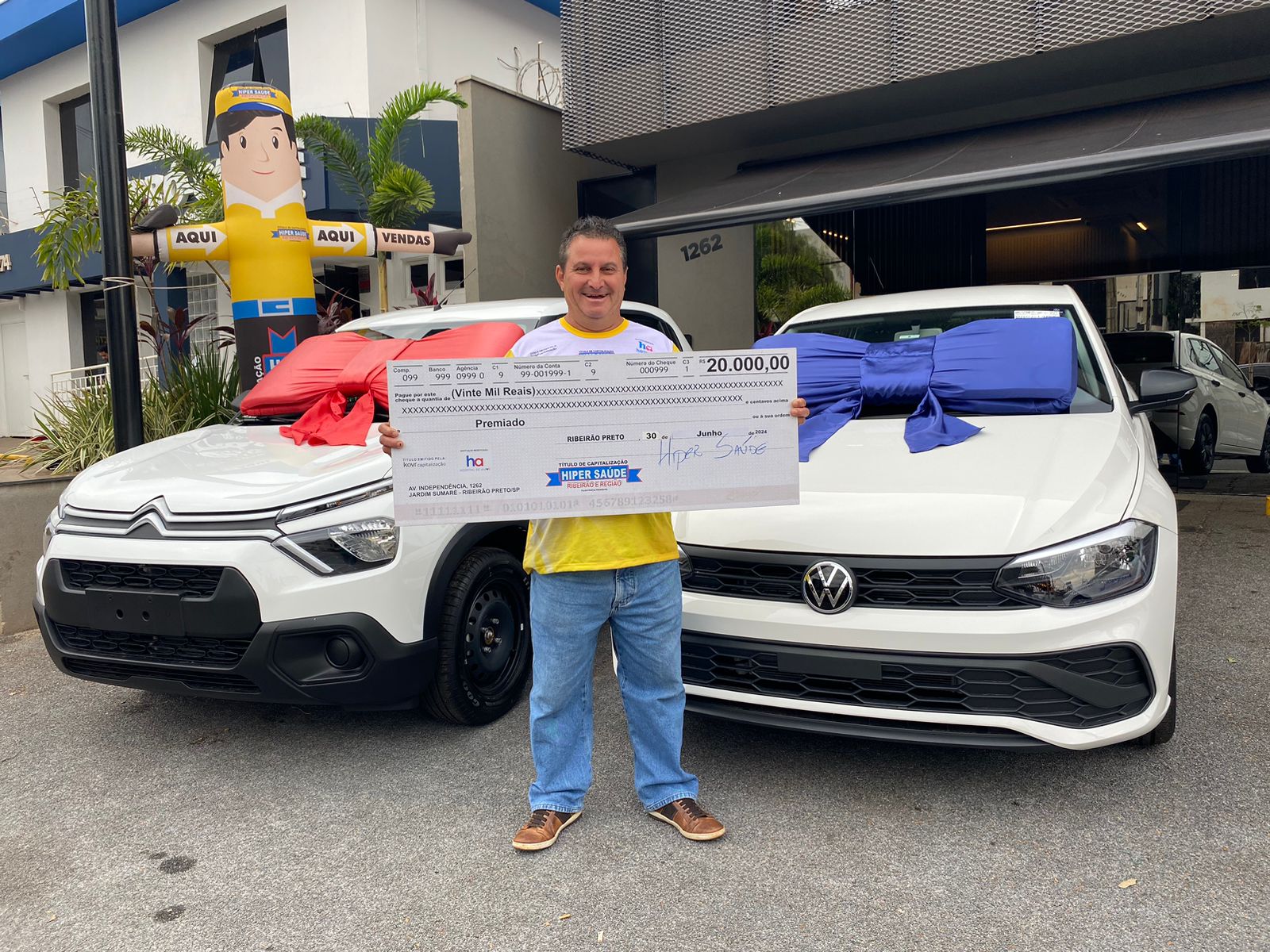 Autônomo de Guaíra ganha pela terceira vez no Hiper Saúde, e agora dois carros mais 20 mil 