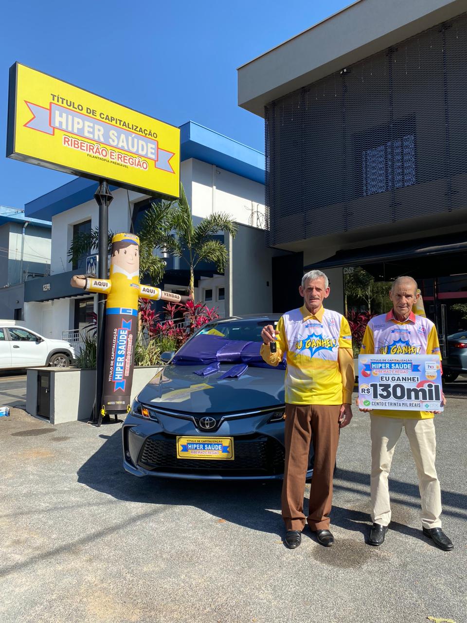Aposentado de Araraquara divide quarto sorteio valendo um Corolla mais 130 mil e vai sair do vermelho.
